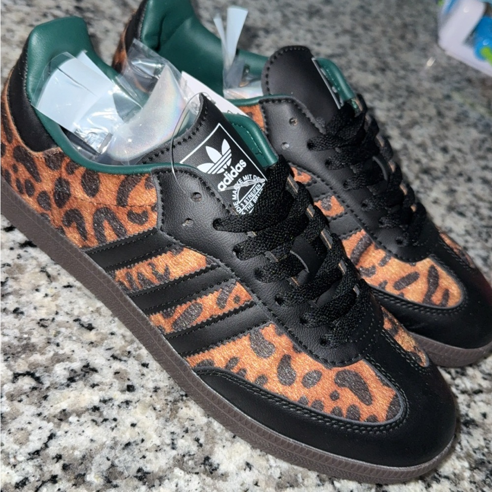 Adidas OG sambas